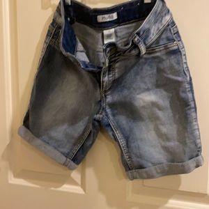 Mudd Jean Shorts Sz 10 VGUC adjustable waist band